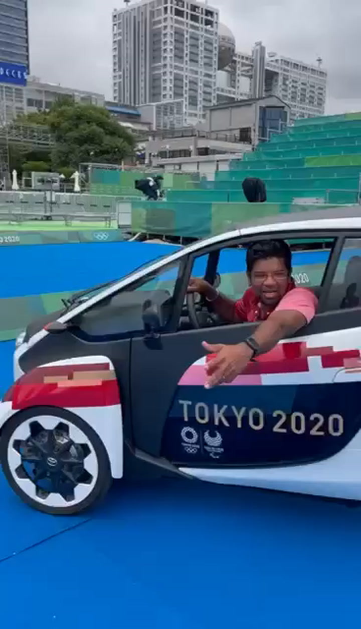 两个沙华?字体2020年东京奥运会上，Trini将模仿出租车司机