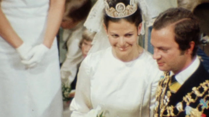Tillbakablick: Här gifter sig kungen och Silvia 1976 – se magiska kärleksfesten!