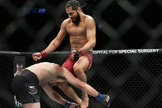 UFC 239: Masvidal makes UFC history with 5-second knockout – Video