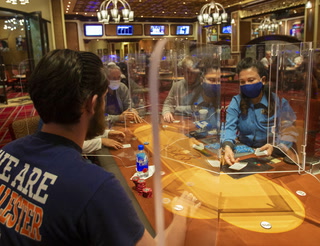 Bellagio poker room reopens with approval to host six-handed games – Video