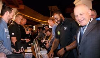 Raiders help pack over 500 hygiene kits for local veterans – Video