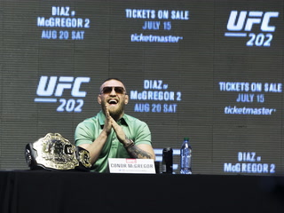 Nunes makes history at UFC 250, Conor McGregor retires -VIDEO