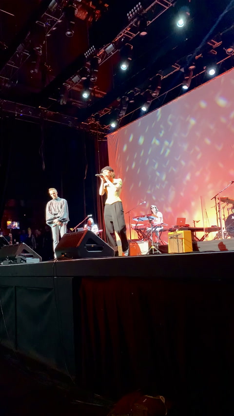 King Princess & Justin Tranter perform 