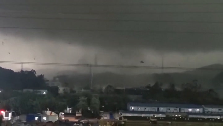 A tornado in southern China kills 5 people & damages factories 