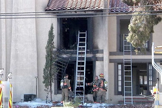 Kitchen fire suspected in blaze at apartment complex