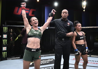 UFC couple Tecia Torres and Raquel Pennington take home wins, create Pride fight kit – Video