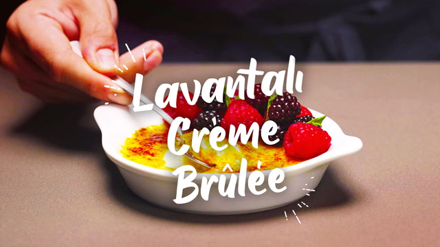 Yemek Hazır - Lavantalı Crème Brûlée