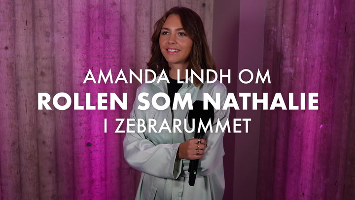 TV: Se Amanda Lindh berätta om hennes roll i Zebrarummet