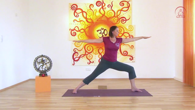 Yoga-Übungen für mehr Kraft und Mut
