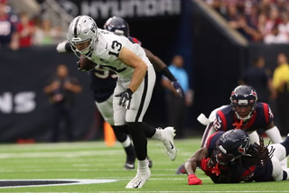 Hunter Renfrow set to return against Chargers – VIDEO