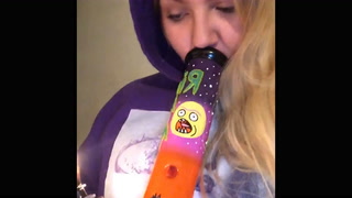 Oh Rick& Morty bong (old clips)