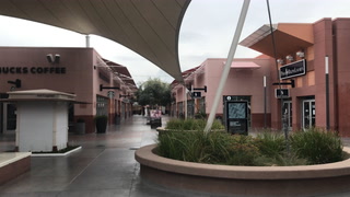 Las Vegas North Premium Outlets close down – VIDEO
