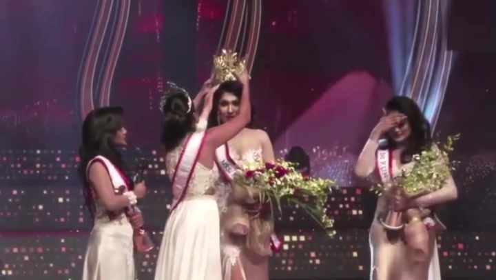 Pageant queen dramatically strips new winner of her crown