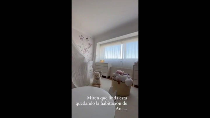 Pampita mostró la habitación de su hija Anita y llamó la atención un detalle