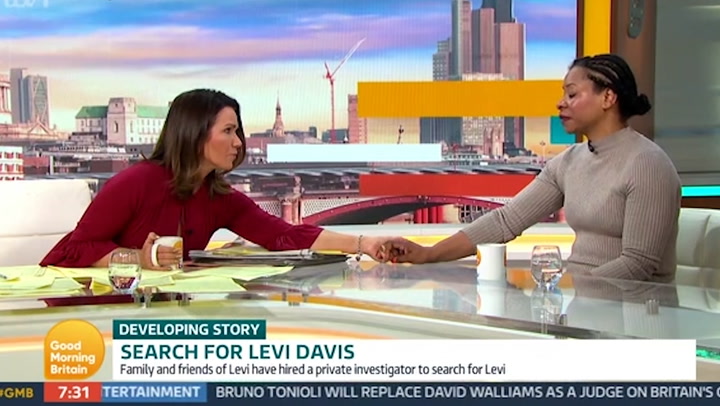 Susanna Reid comforts mother of missing X Factor star Levi Davis
