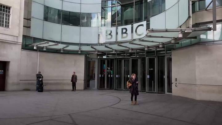 What alternatives are there to the BBC licence fee?