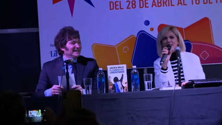 El canto de Viviana Canosa y los halagos a Javier Milei: "Olé olé olé"