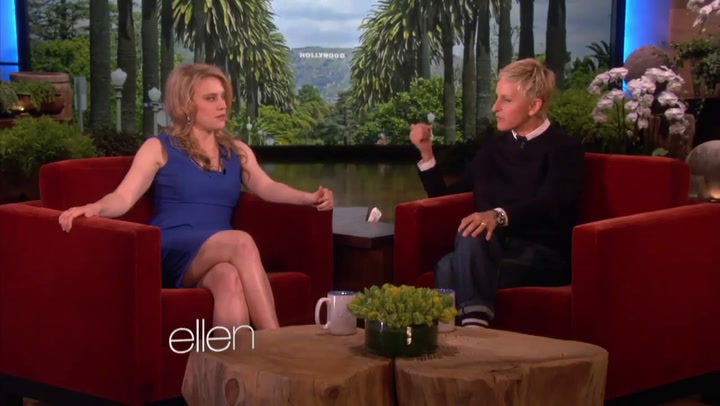 Kate McKinnon haciendo de Ellen DeGeneres en Ellen - Fuente: The Ellen DeGeneres Show