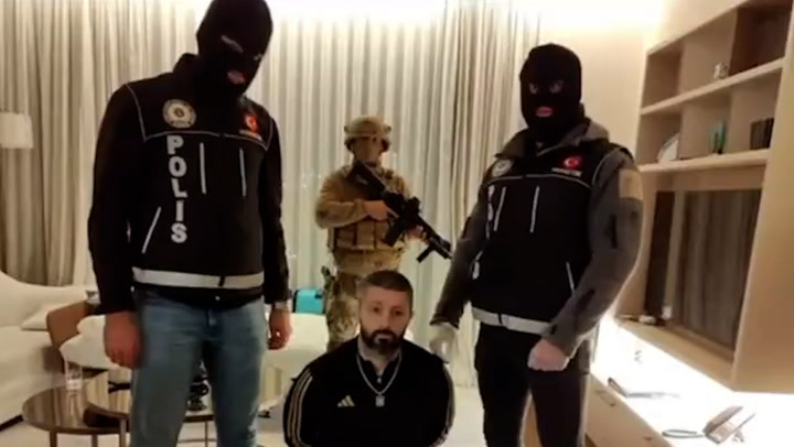 Moment Croatian drug cartel leader arrested by police in Istanbul