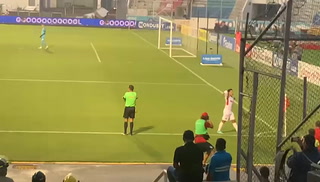 Michaell Chirinos festeja gol y empata a Motagua
