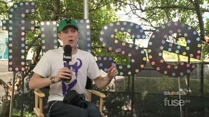 Interviews: Lollapalooza: Deadmau5 Passes Out Onstage, Learns His Lesson - Lollapalooza 2011