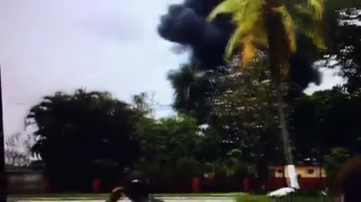 Momento de la explosión del avión en Cuba - Fuente: Facebook