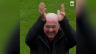 Liverpool fans give Sven-Göran Eriksson standing ovation as ‘manager’