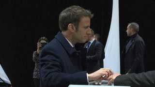 Elecciones en Francia. Ya votaron Emannuel Macron y Marine Le Pen, los principales contendientes