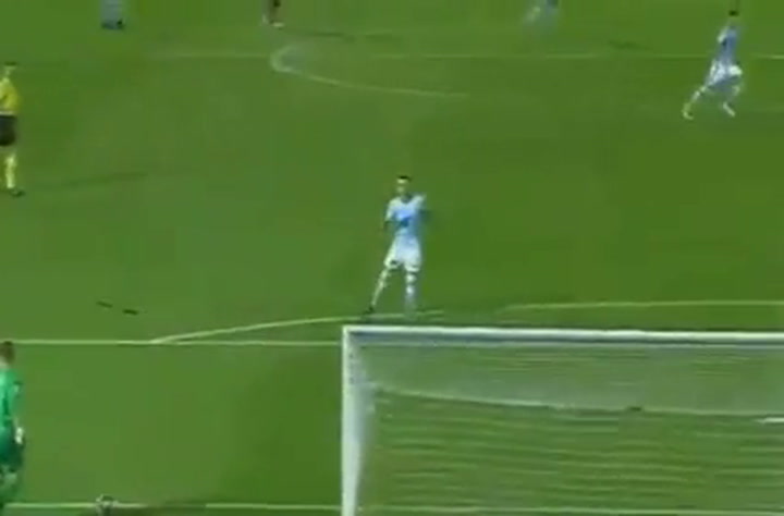 El gol de Hernández tras el blooper de Stegen (4-2)