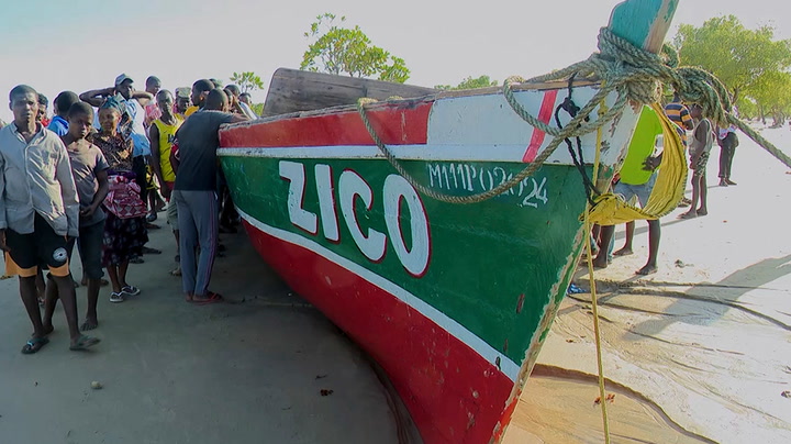 Dozens dead in Mozambique makeshift ferry disaster