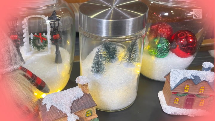 TRY MAKING THIS MAGICAL HOLIDAY DECORATION WITH ITEMS AROUND YOUR HOME