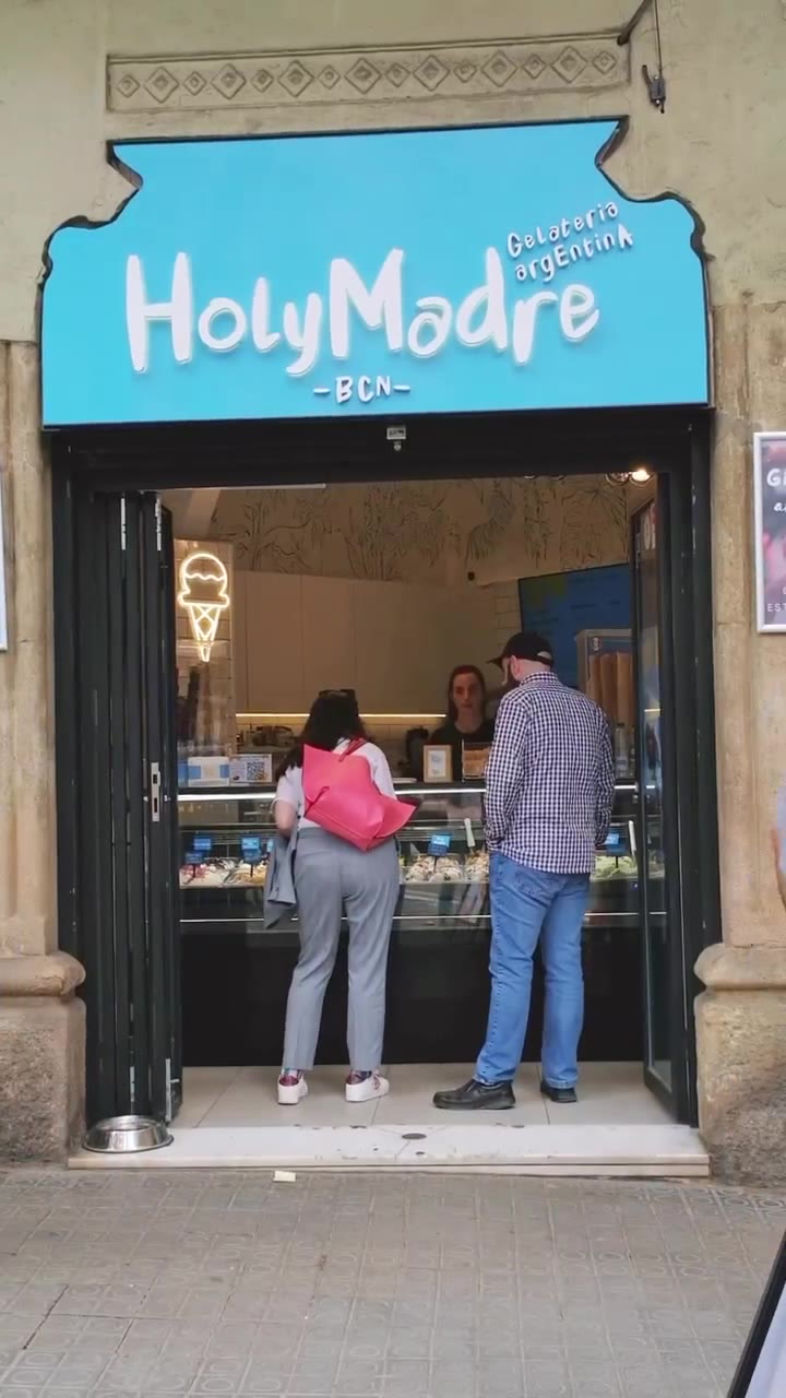 Argentinos fundaron una heladería de sabores atípicos en Barcelona