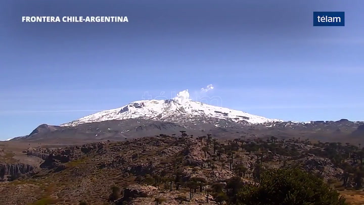 Alerta amarilla por la erupción del volcán Copahue en Neuquén