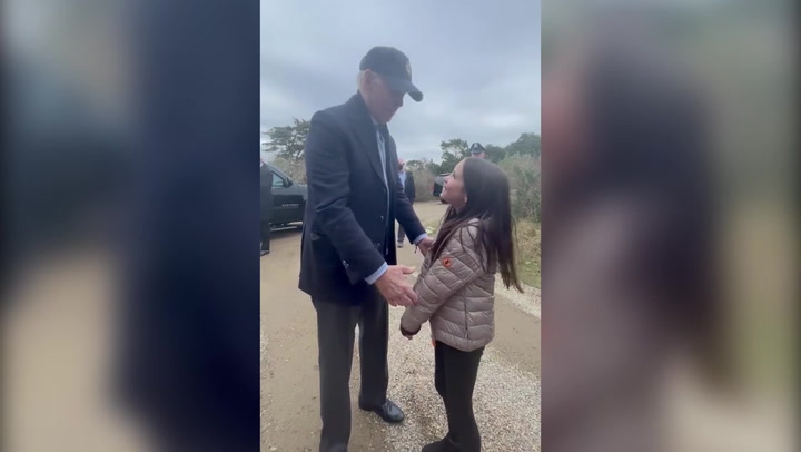 Biden gives words of encouragement to little girl with stutter