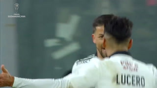 El gol de Juan Martín Lucero que abrió el partido entre Colo Colo e Internacional en Sudamericana