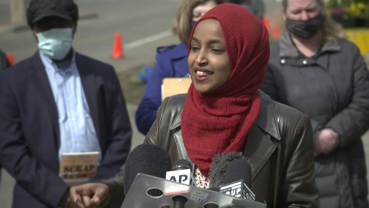 Ilhan Omar calls for police reform following Daunte Wright shooting