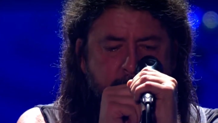 Dave Grohl breaks down in tears midway through Foo Fighters tribute to Taylor Hawkins
