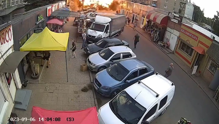 Watch CCTV shows Russian shell landing on Ukrainian market killing 16 News Independent TV