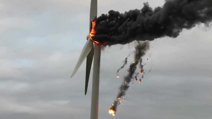 Dramatic footage shows Hull wind turbine on fire