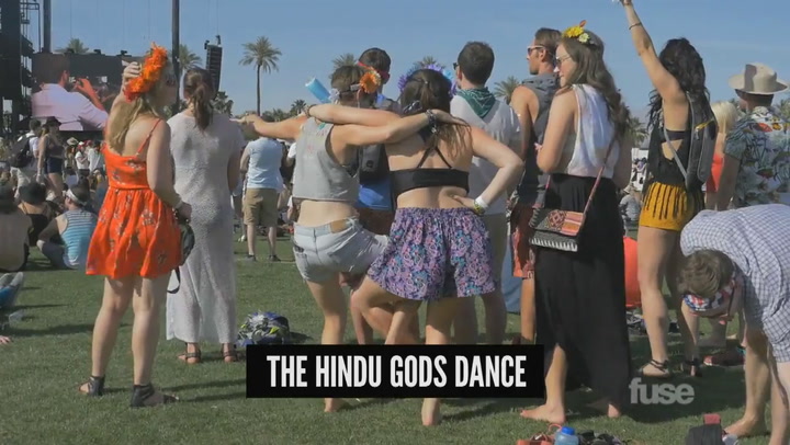 Festivals: Coachella 2015: Dance Lessons Video