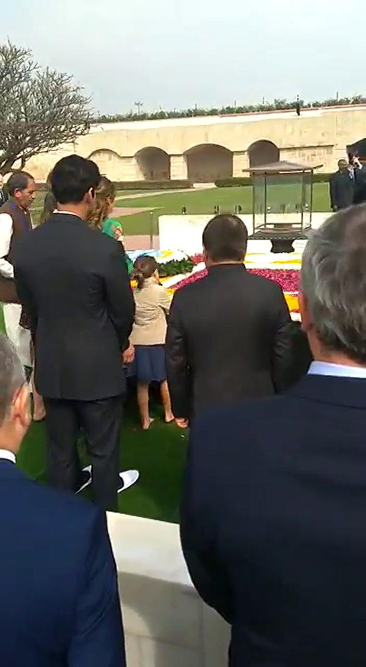 Macri y Modi encabezaron el acto donde depositaron una ofrenda floral en honor a Gandhi