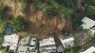 Landslide hits the Hollywood Hills and damages multiple homes