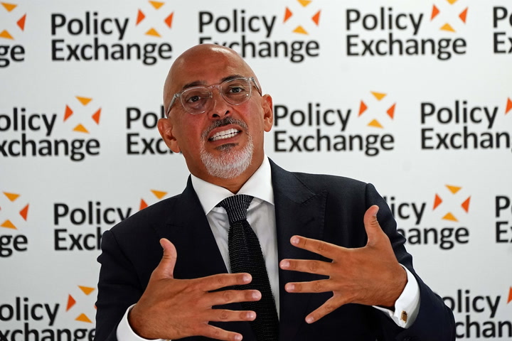 Cost-of-living support needed into 2023 to ‘send clear message’ to Putin, says Nadhim Zahawi