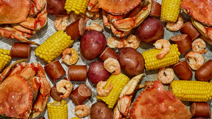 BonnieProjects: Low Country Boil for a Crowd {Recipe}