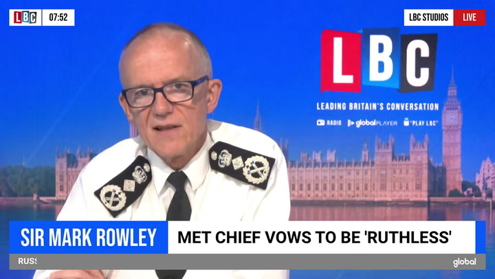 Met Police commissioner 'happy' for daughters to walk in London at night