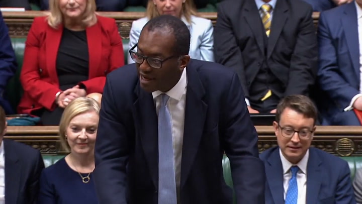 Kwasi Kwarteng says government will get rid of cap on bankers' bonuses