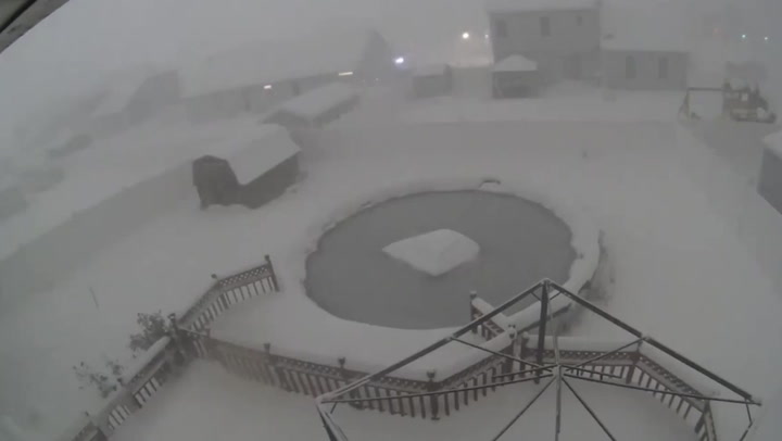 Timelapse shows Lake Effect Snow cover Buffalo in just six hours