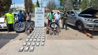 Operativo "Suciedad de la nieve": Gendarmería secuestró 70 kilos de cocaína en Salta y Jujuy