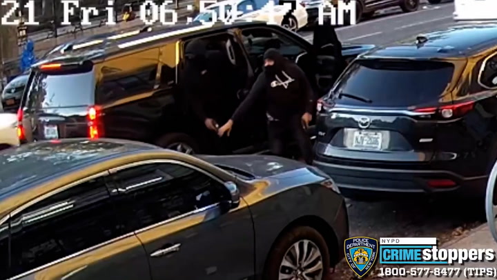 Gang jump out of SUV and ambush man walking out of illegal NYC gambling den