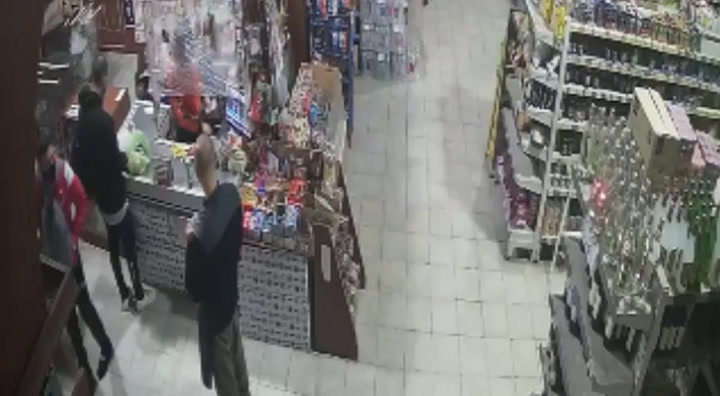Un motochorro detenido tras intentar robar un supermercado chino en San Miguel